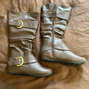 Brown boots